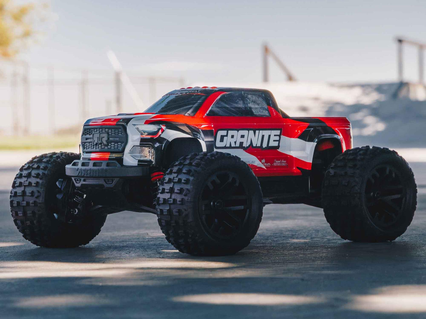 ARRMA 1/18 Granite GROM 4wd MT RTR Mega w/Lipo Batt/USB Chg (red)  ARA2102T2