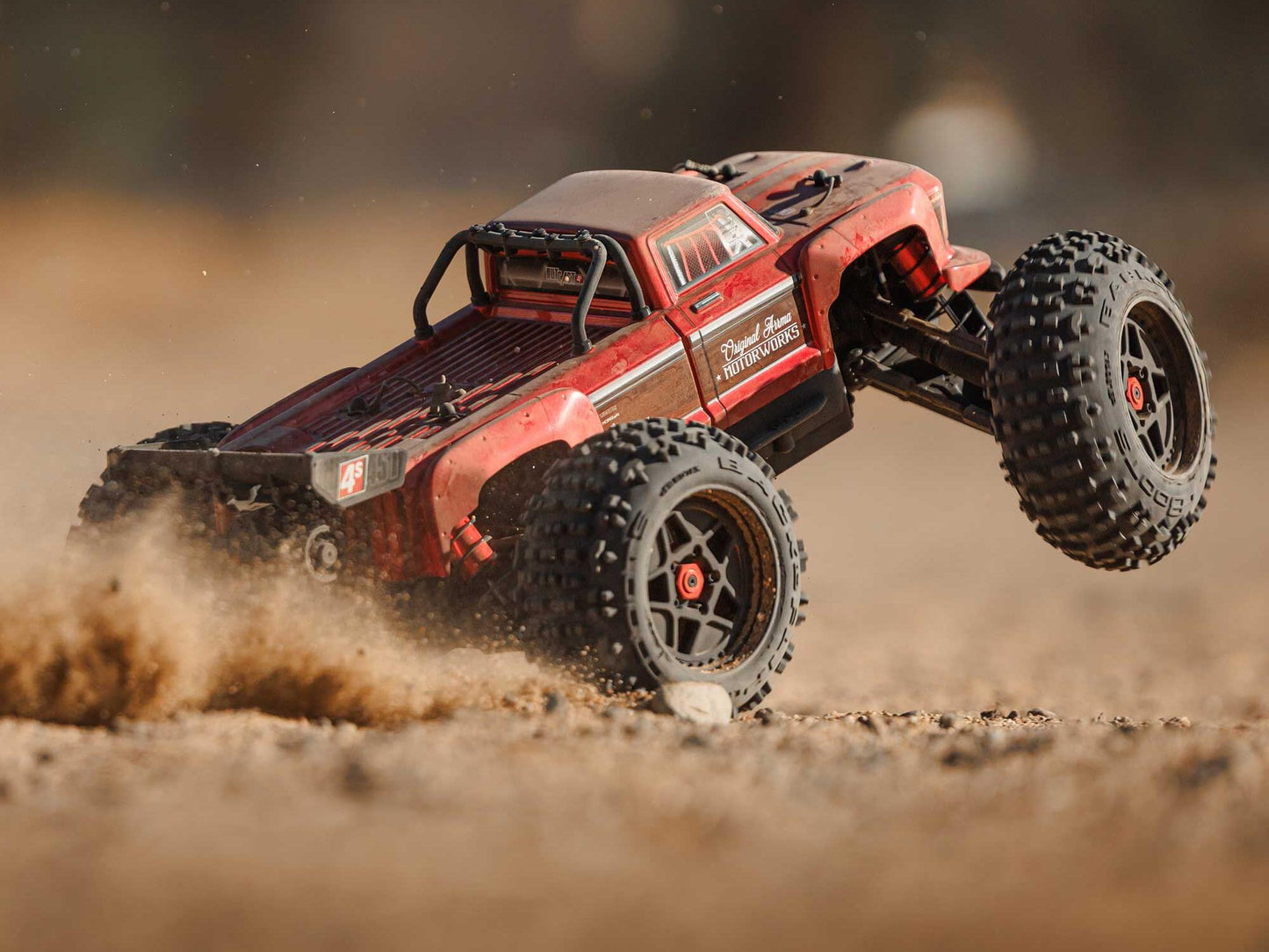 ARRMA 1/10 Outcast 4x4 4S BLX Centre Diff Stunt MT (RED)  ARA4410V2T4  (supplier stock - available to order)