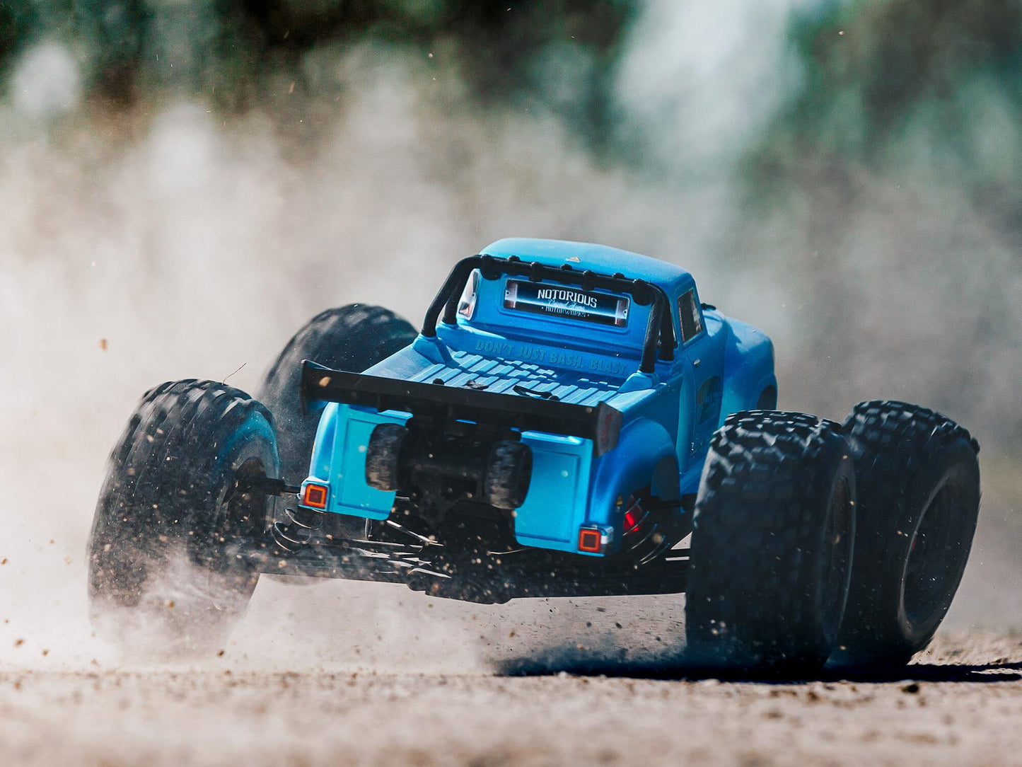 ARRMA Notorious 6S 4WD BLX 1/8 RTR Blue  ARA8611V5T2 (supplier stock - available to order)