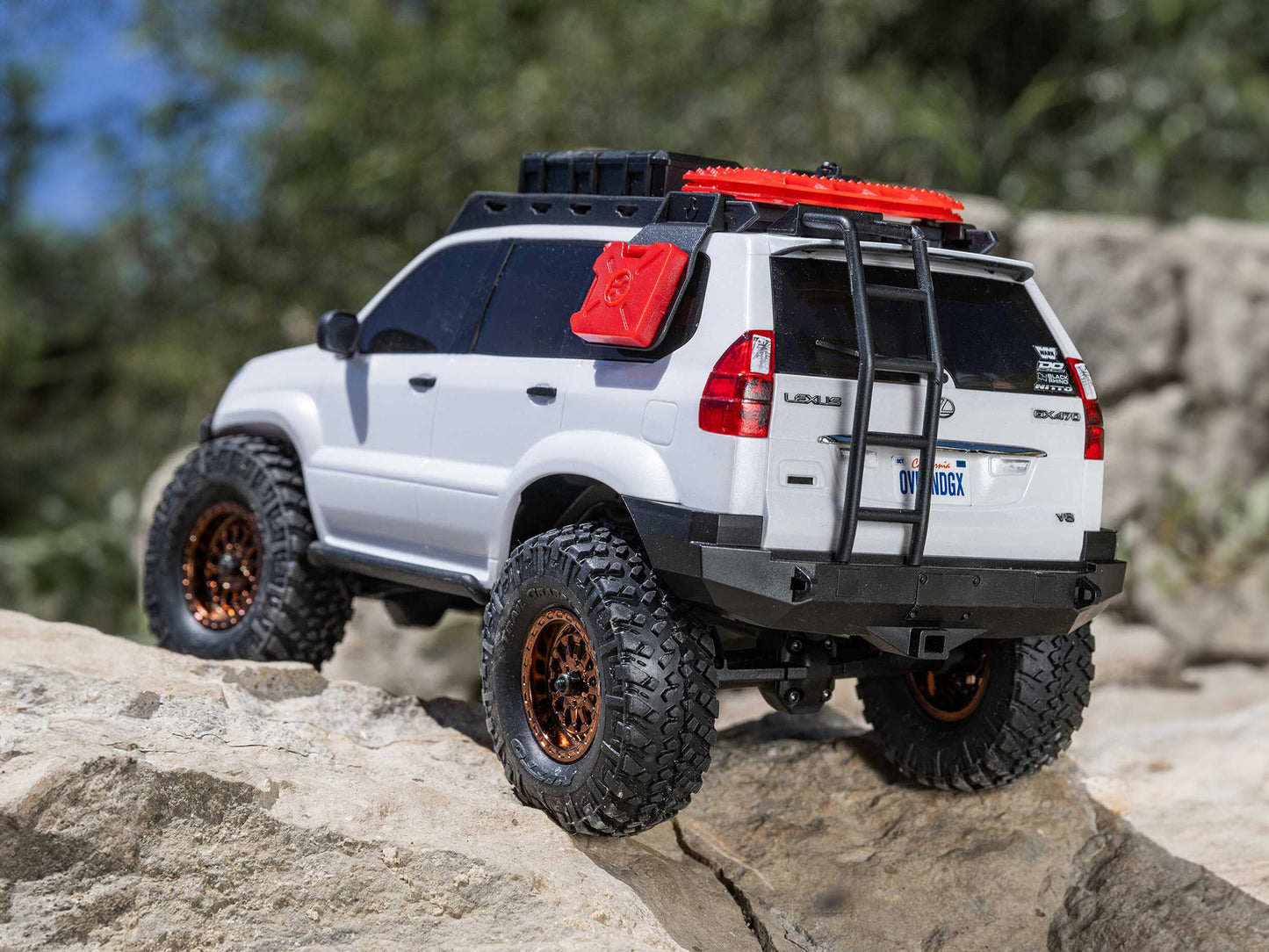 AXIAL 1/24 SCX24 Lexus GX 470 4WD Rock Crawler RTR White   AXI-1532T1