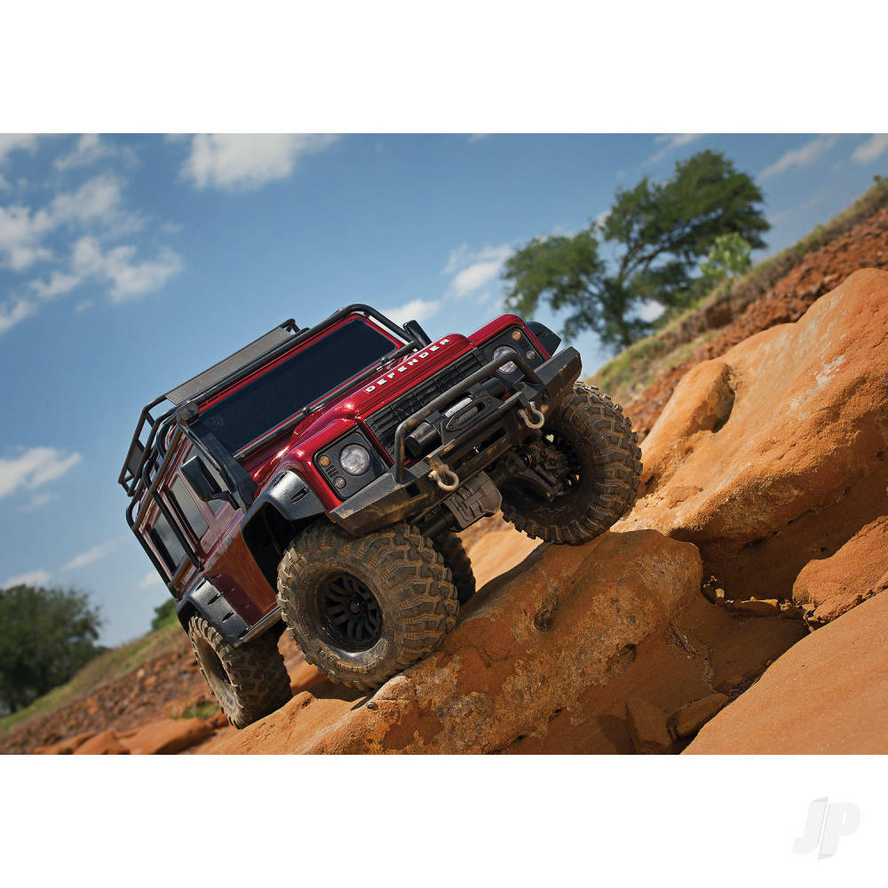 Traxxas TRX-4 Land Rover Defender 1:10 Crawler, RED  TRX82056-4-RED (shadow stock)