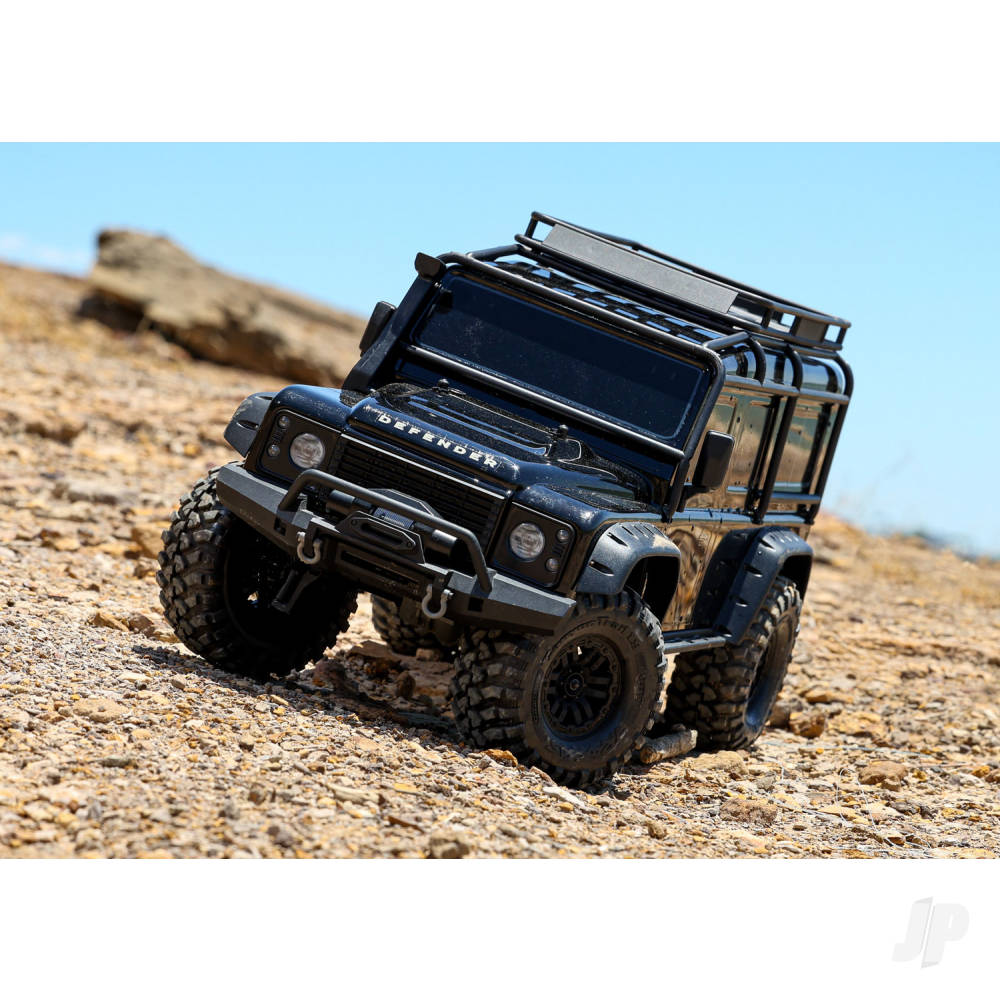 Traxxas TRX-4 Land Rover Defender 110 with Winch - Black  TRX82056-84-BLK  (shadow stock)